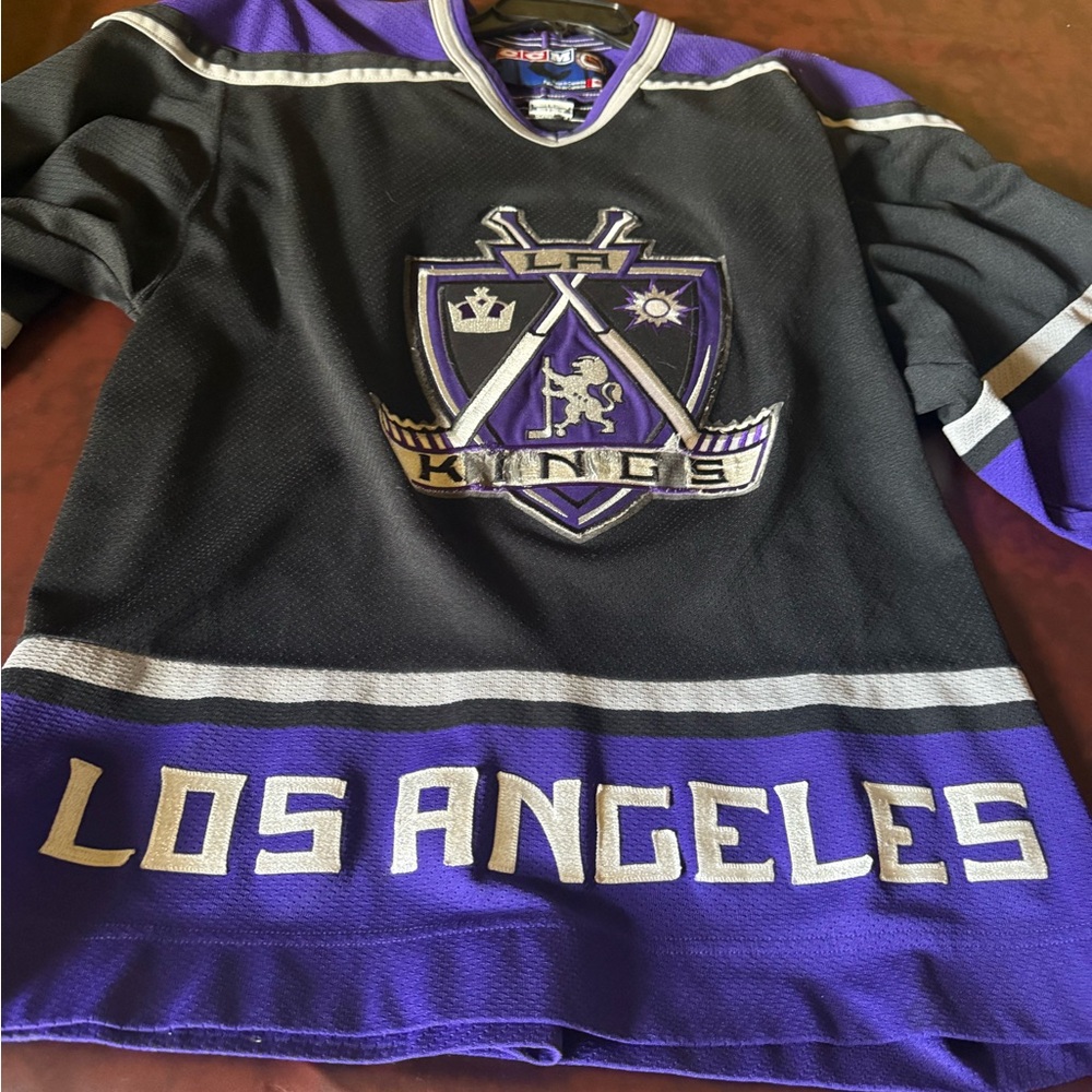 Los Angeles Kings Black and Purple Large Jersey VINTAGE